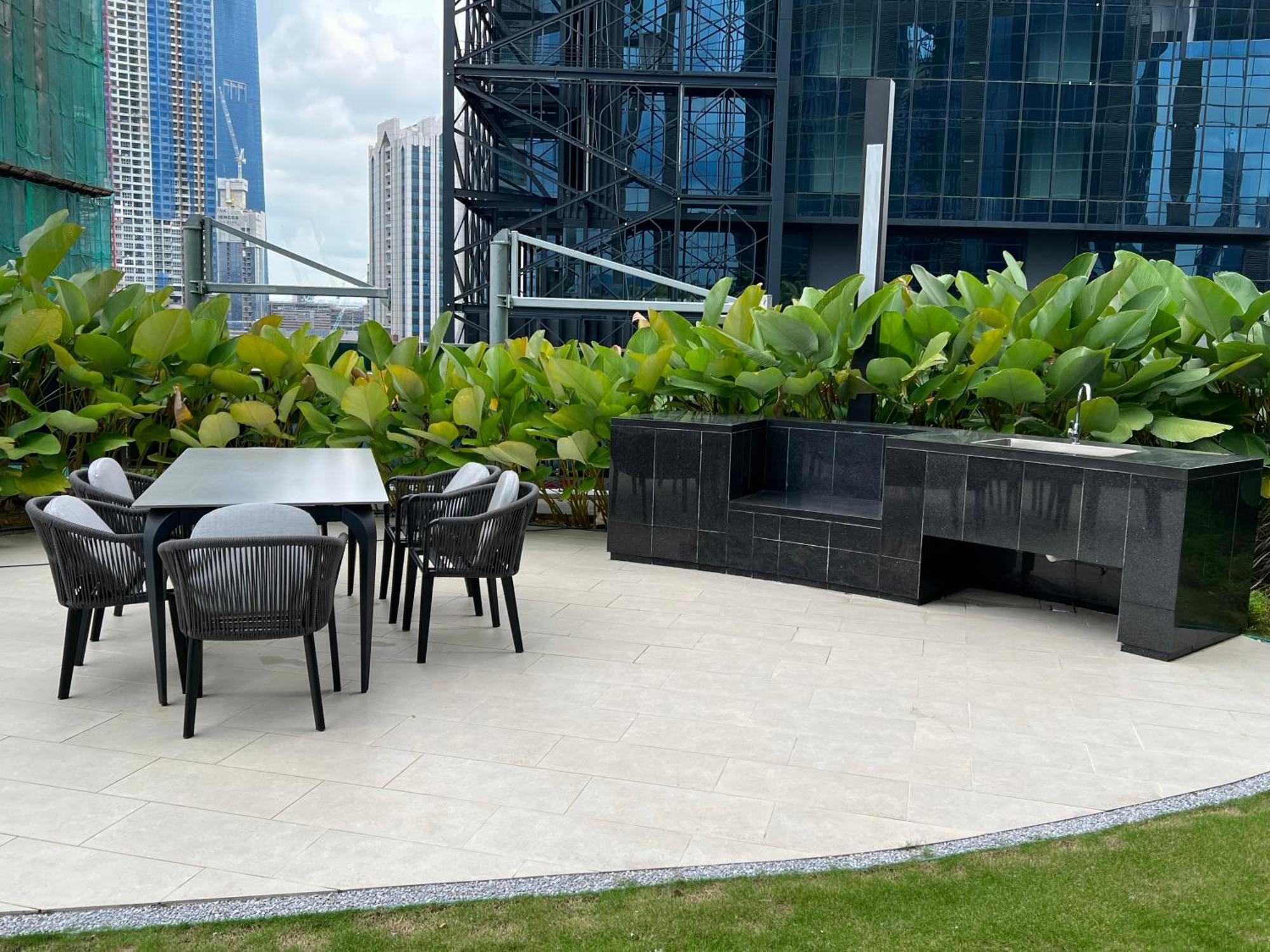 Eaton Residence Suites Klcc Kuala Lumpur Exteriör bild