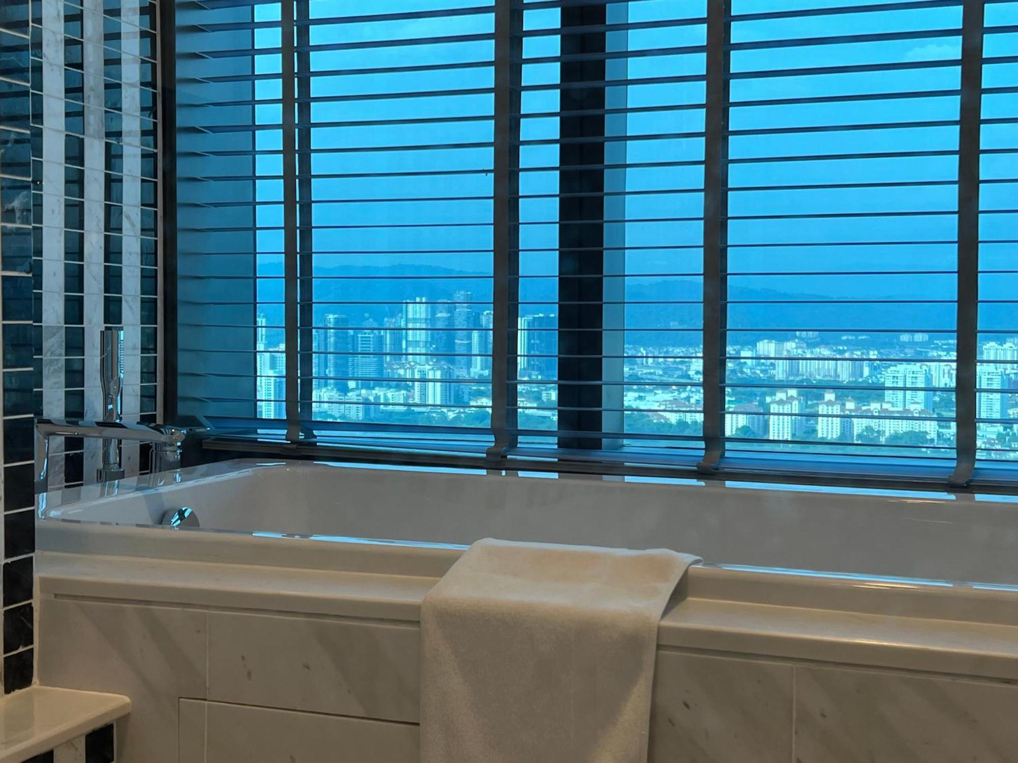 Eaton Residence Suites Klcc Kuala Lumpur Exteriör bild